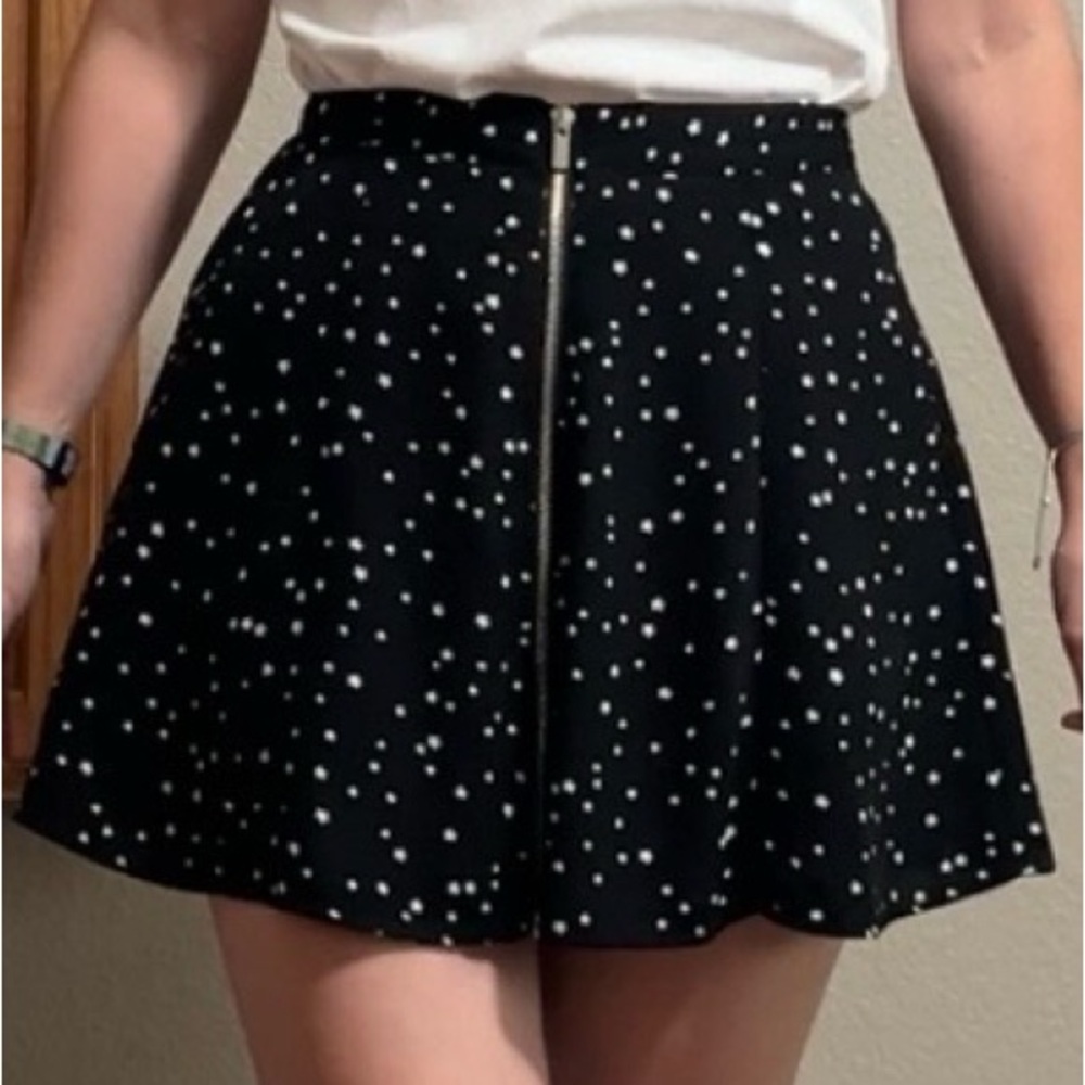 Black Star-Print Mini Skirt with Front Zip
